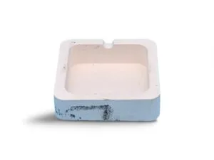 Cendrier carré en aqua résine – Design moderne et durable