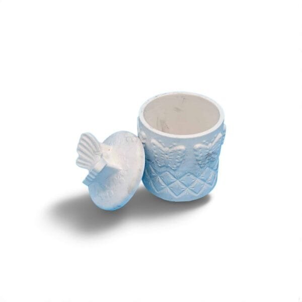 Boîte papillon en aqua résine – Élégance et finesse artisanale