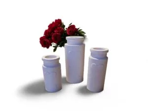 Trio de chandeliers en aqua résine – Élégance et romantisme réunis